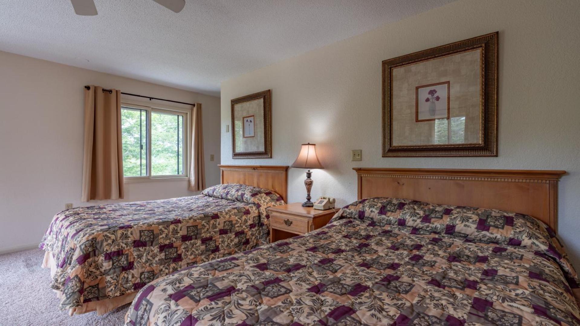 4 Seasons At Beech Mountain Hotel Bilik gambar